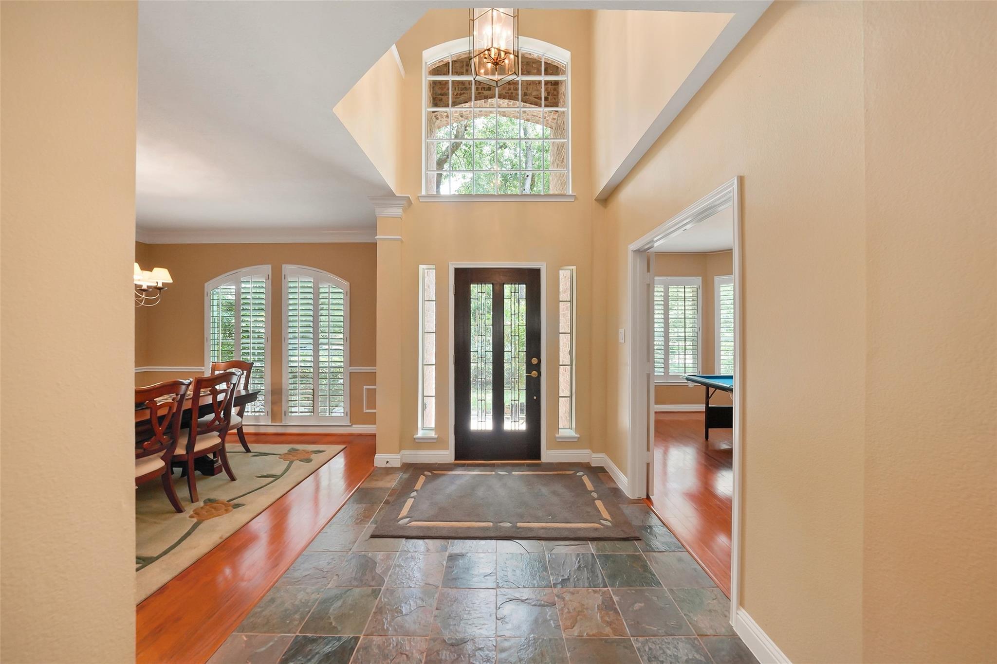 49 N Greenvine Circle