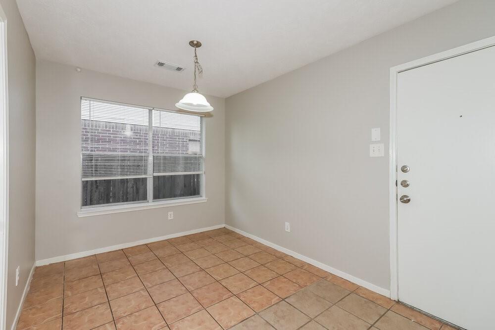 22527 Guston Hall Lane