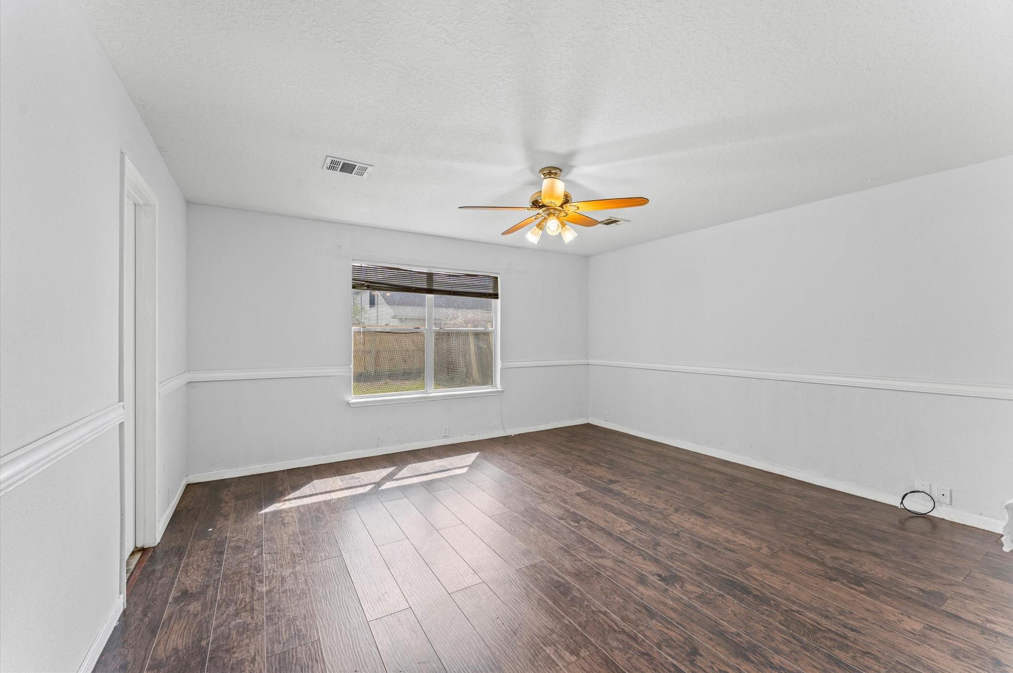 2742 Villa Del Street