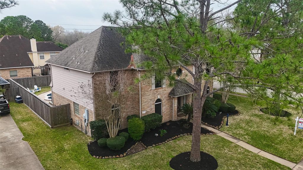 Photo of 2329 N Lake Front Drive, League City, TX 77573 (MLS # 90959871)