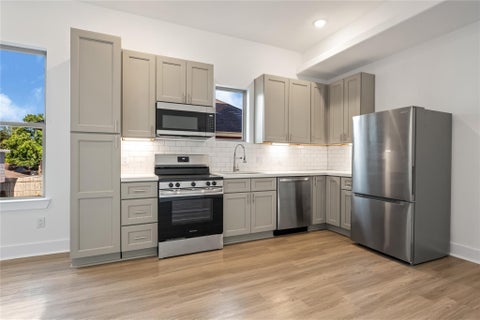 Multifamily For Rent - 5623 Eskridge Street #B<br/> Harris County, Houston, TX 77023