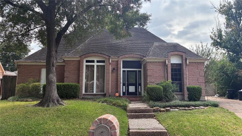 Photo of 11515 Inwood Drive, Houston, TX 77077 (MLS # 39778244)
