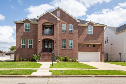 Photo of 4943 Wigton Drive, Houston, TX 77096 (MLS # 31271708)