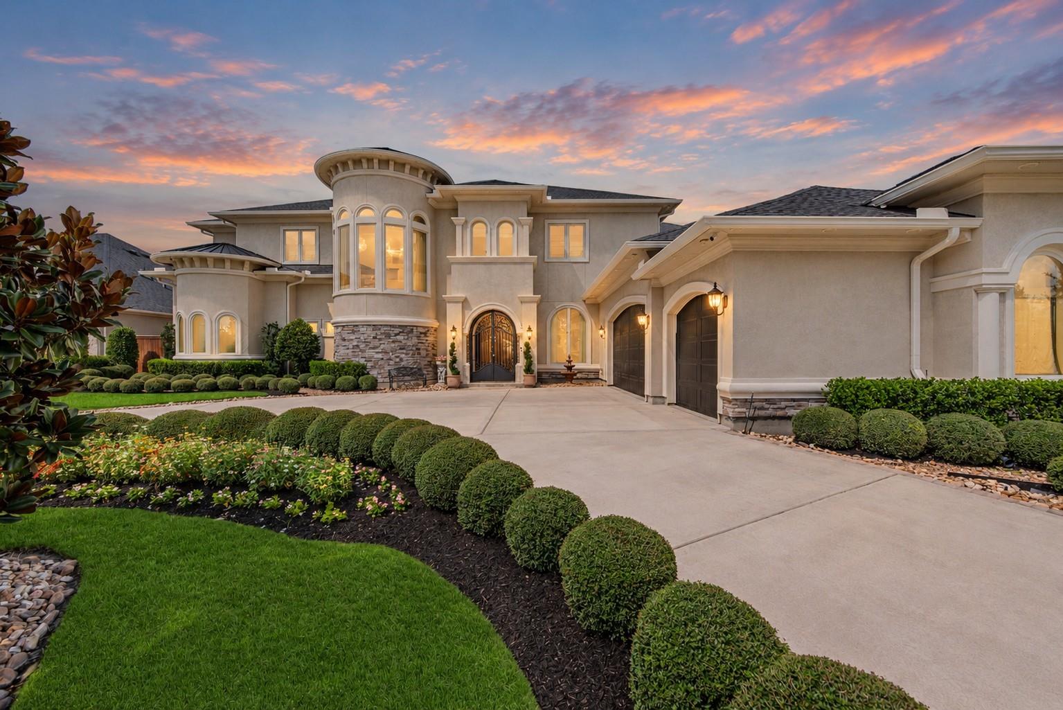 19110 S Frio River Circle