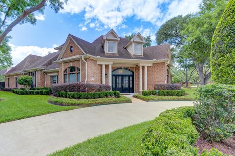 Photo of 13303 Brandywyne Court, Houston, TX 77077 (MLS # 83677385)