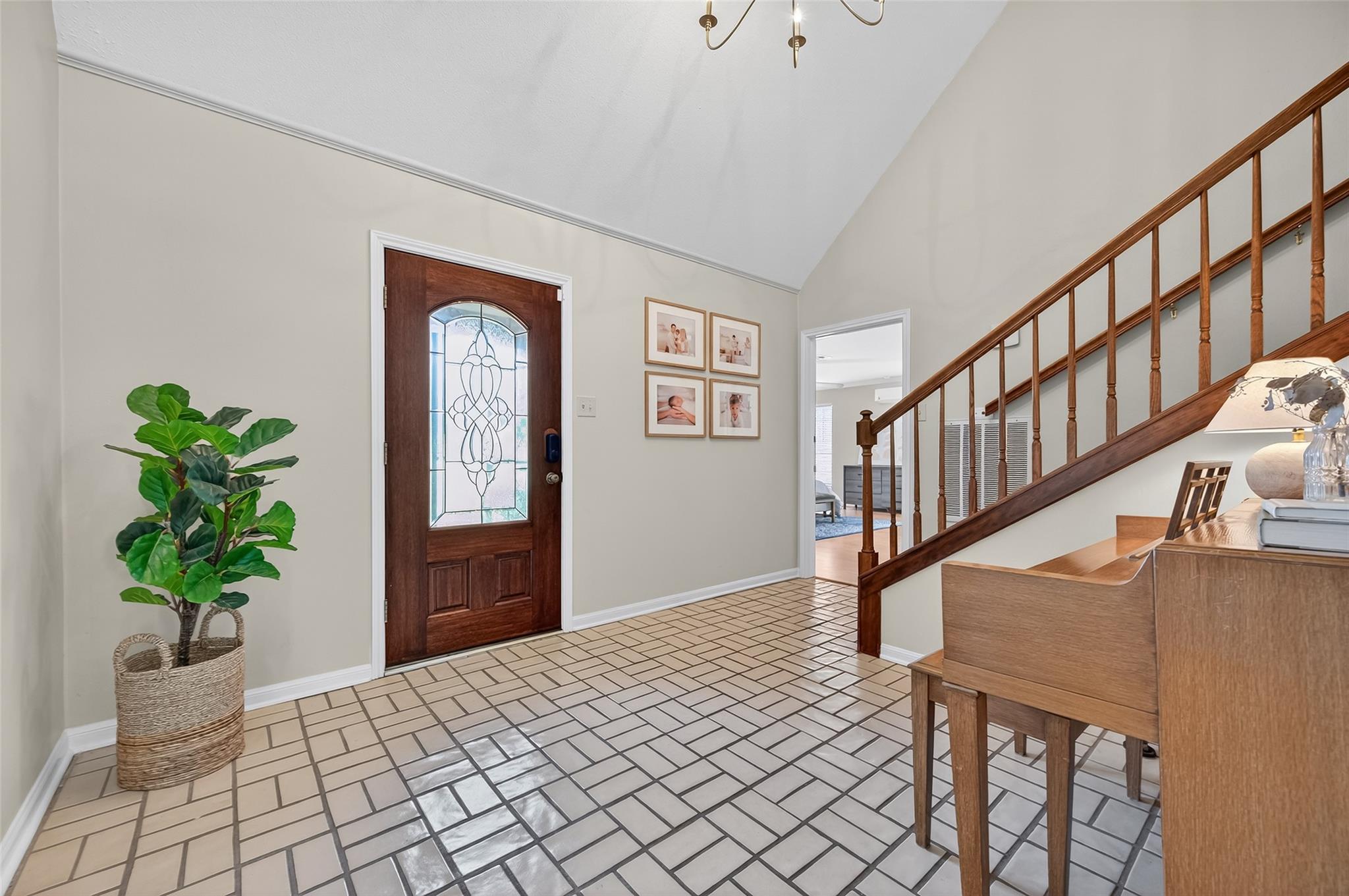 16529 De Lozier Street