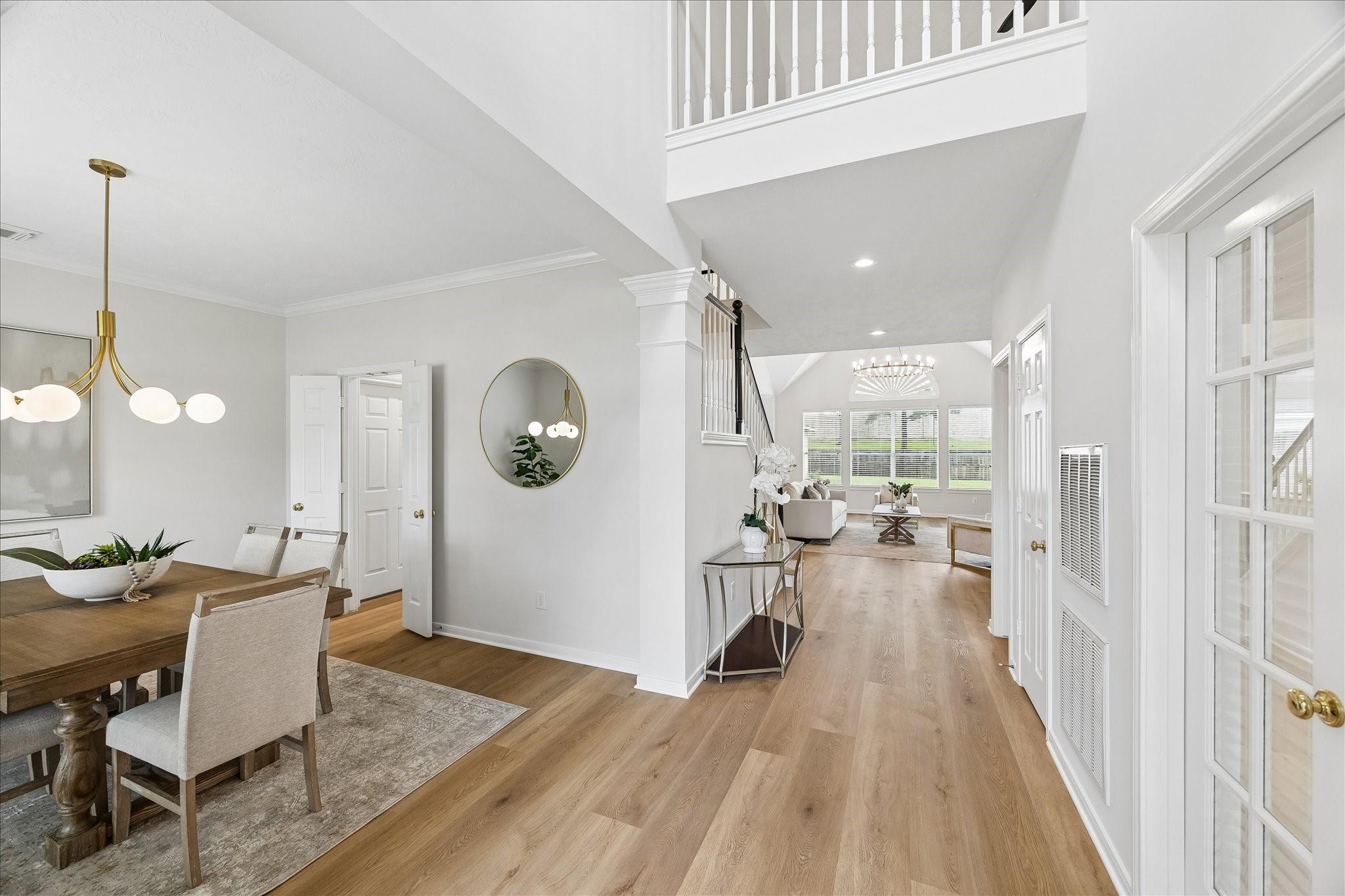 6102 Laguna Del Rey Drive
