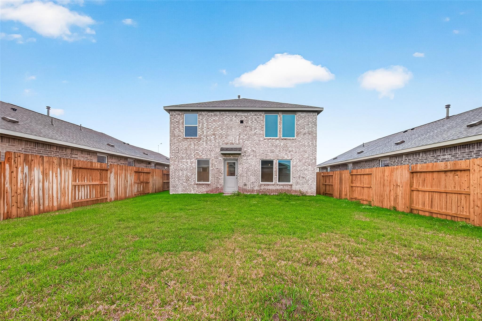 10406 Rocky Trail