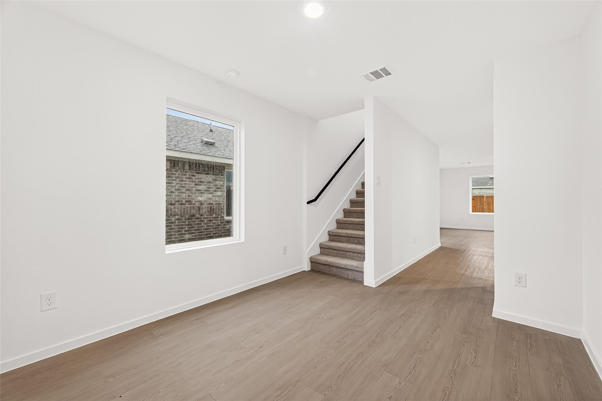 10406 Rocky Trail