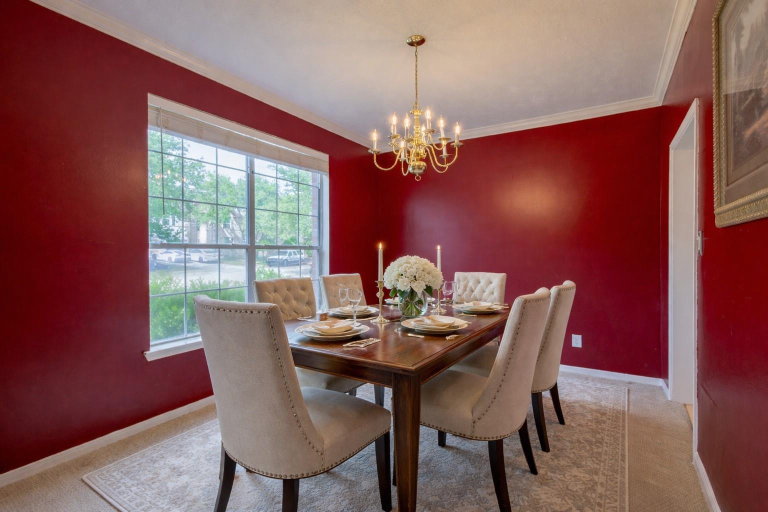 1011 Jasons Bend Drive