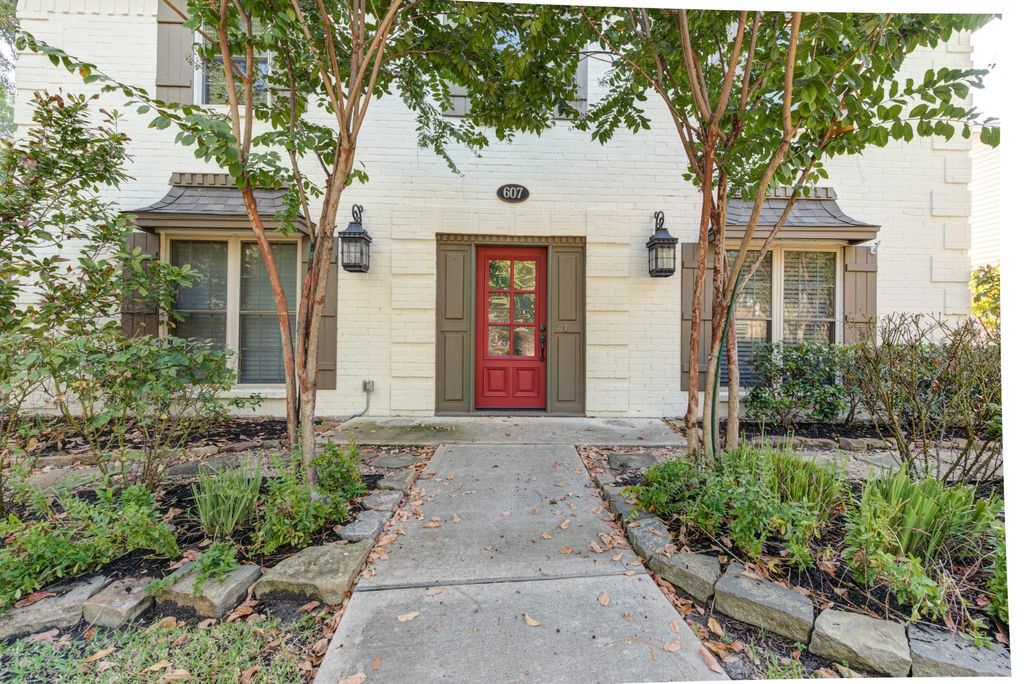 Photo of 607 Ellingham Drive, Katy, TX 77450 (MLS # 14337846)