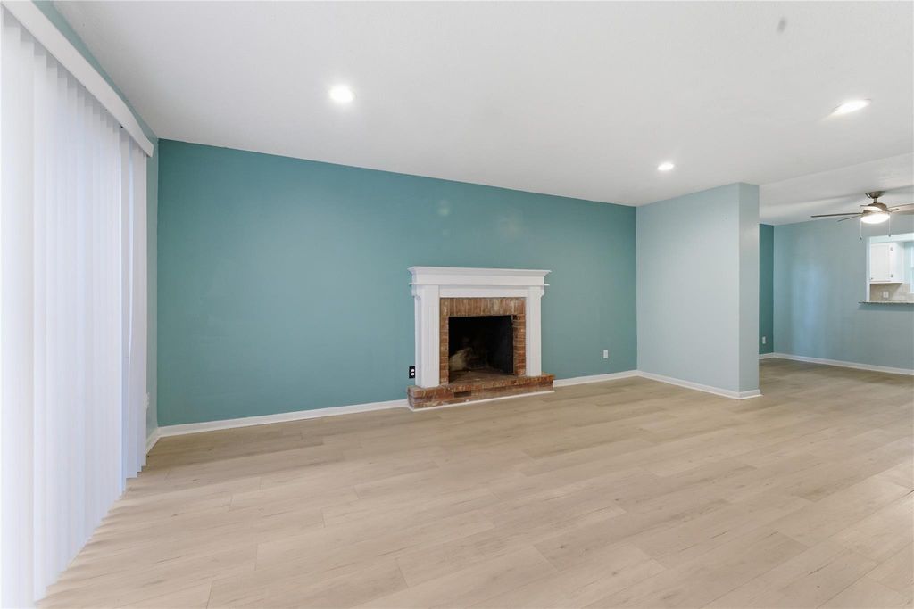 Photo of 2574 Marilee Lane #39, Houston, TX 77057 (MLS # 65182961)