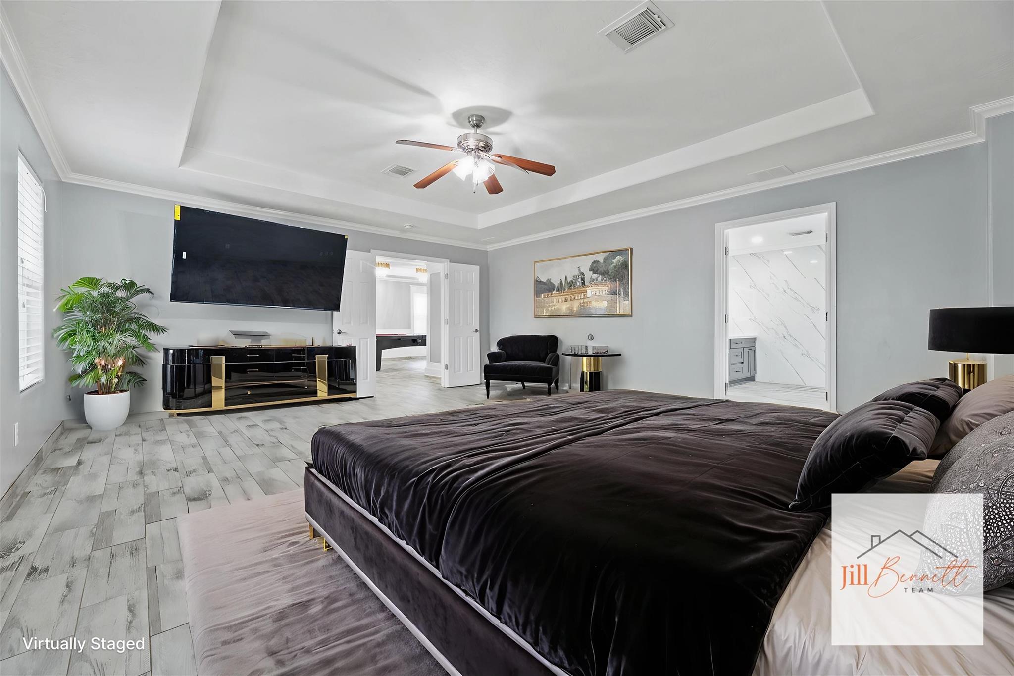 1010 Stillgate Court