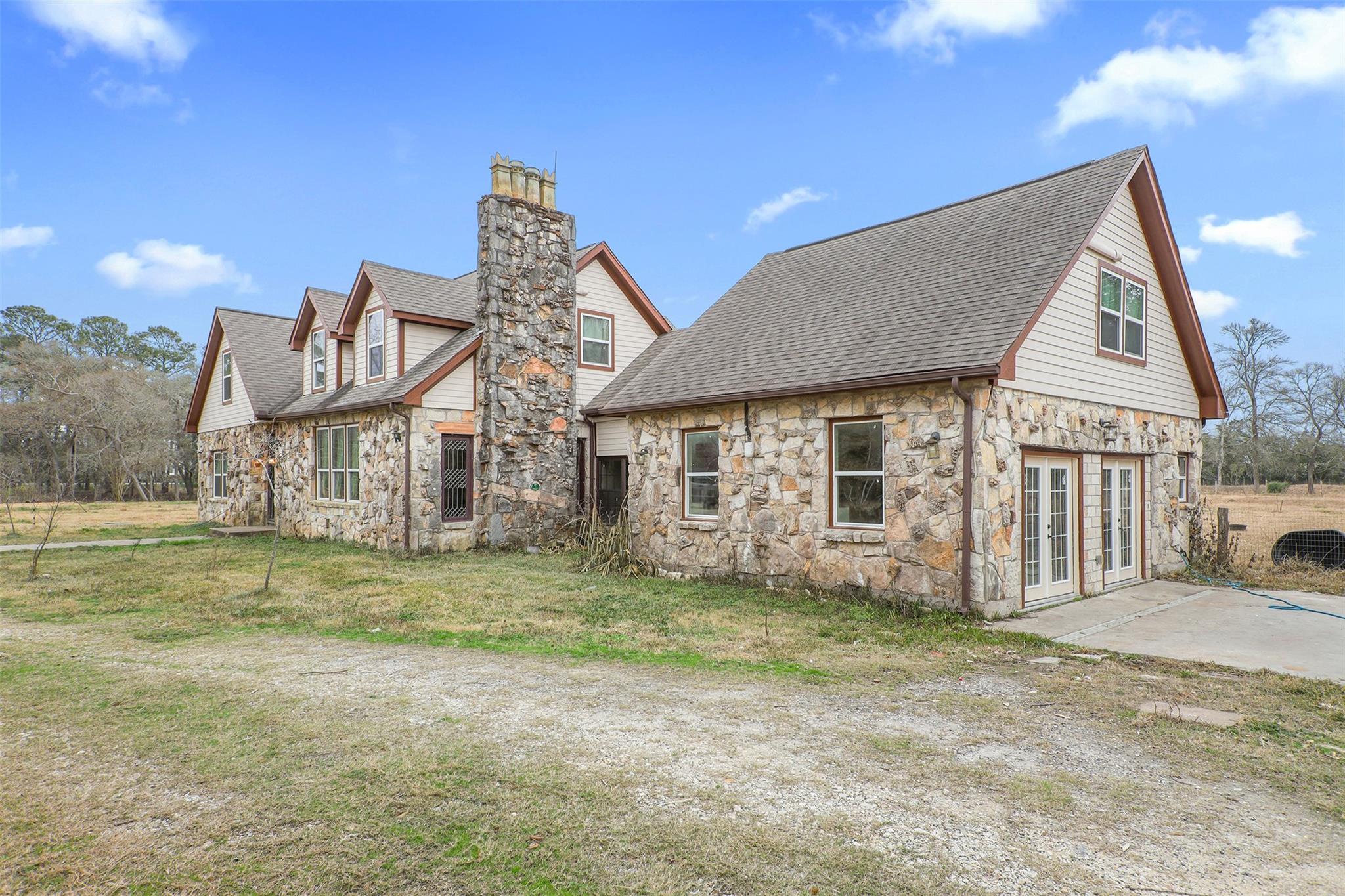 9009 Lazy Lane