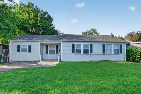 Photo of 4909 Holloway Drive, Houston, TX 77048 (MLS # 70394837)