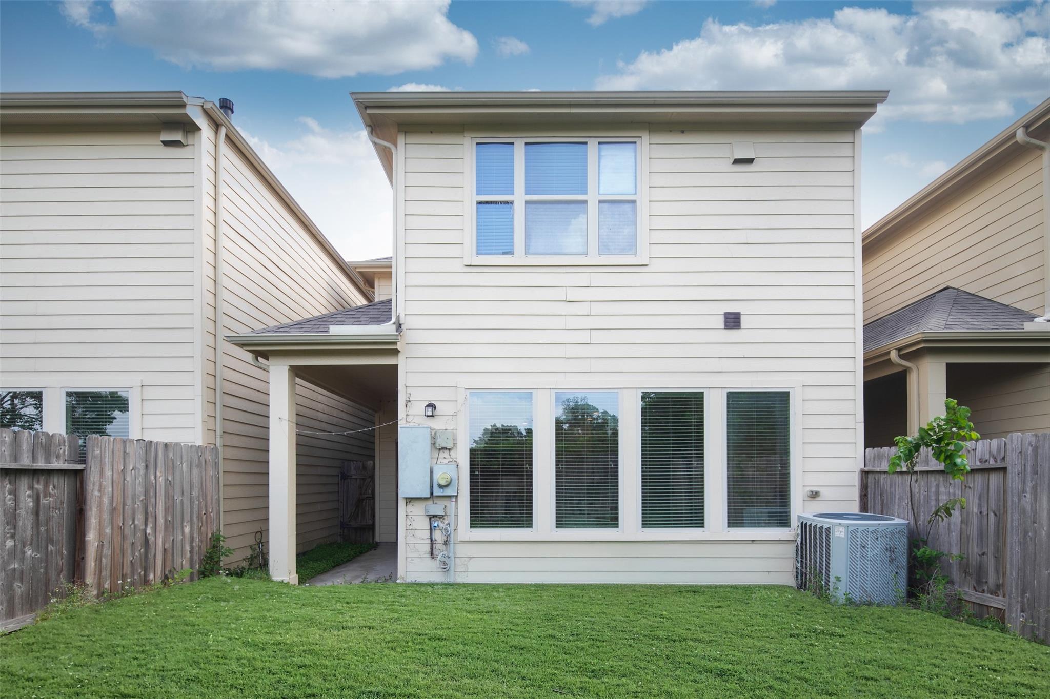 5146 Oasis Park