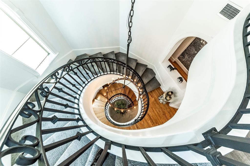 1517 Waterside Drive