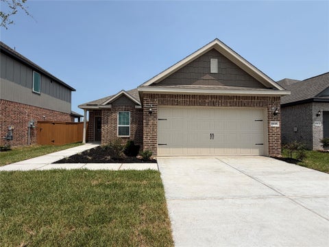 Photo of 8839 New Jade Drive, Iowa Colony, TX 77583 (MLS # 23247607)