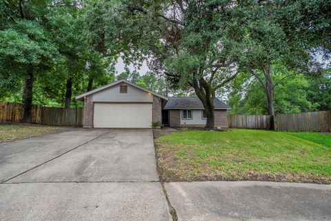 Photo of 5102 Enchanted Timbers Drive, Humble, TX 77346 (MLS # 12210328) Photo of 5102 Enchanted Timbers Drive, Humble, TX 77346 (MLS # 12210328)