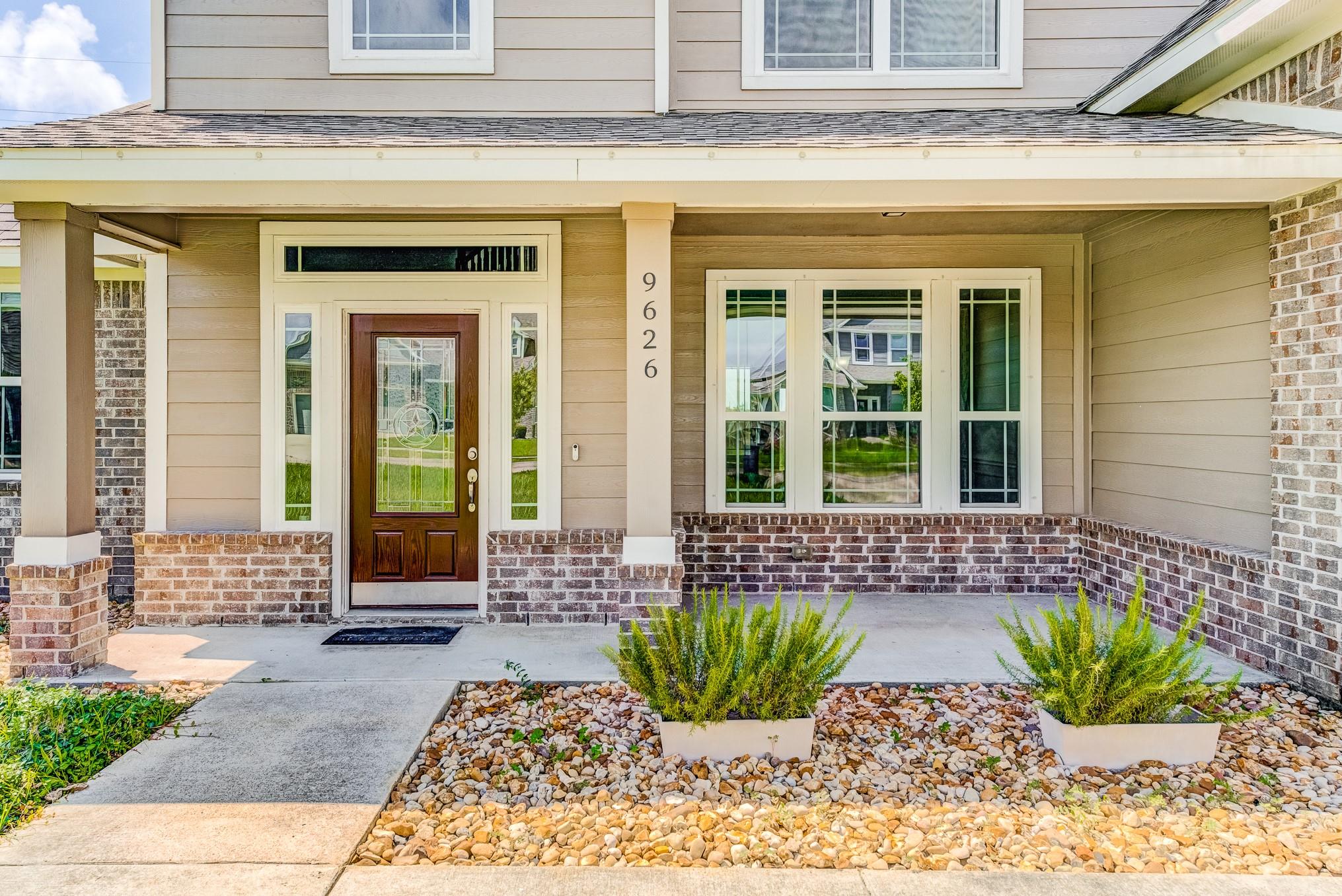 9626 Oaklawn Drive