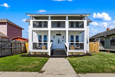 Photo of 3624 S Avenue S 1/2, Galveston, TX 77550 (MLS # 74375014)