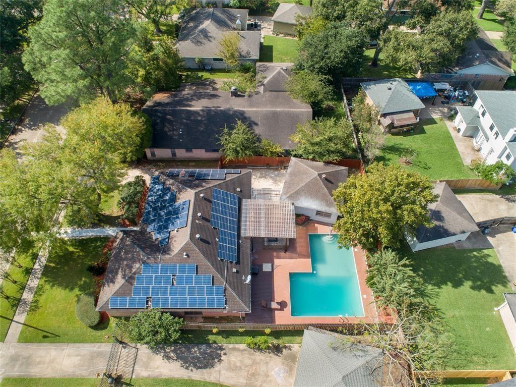 22122 Woodrose Drive