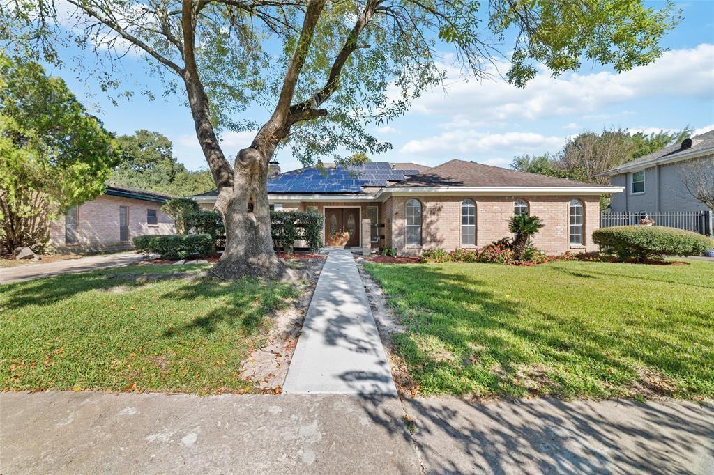 22122 Woodrose Drive