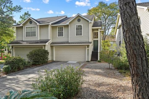 Photo of 195 S Walden Elms Circle, The Woodlands, TX 77382 (MLS # 42932985)