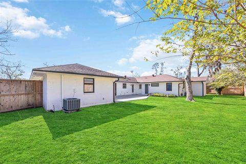 Tiny photo for 6306 Pineshade Lane, Houston, TX 77008 (MLS # 90726431)