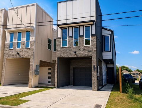 Photo of 8131 Saint Louis Street, Houston, TX 77028 (MLS # 41156909)