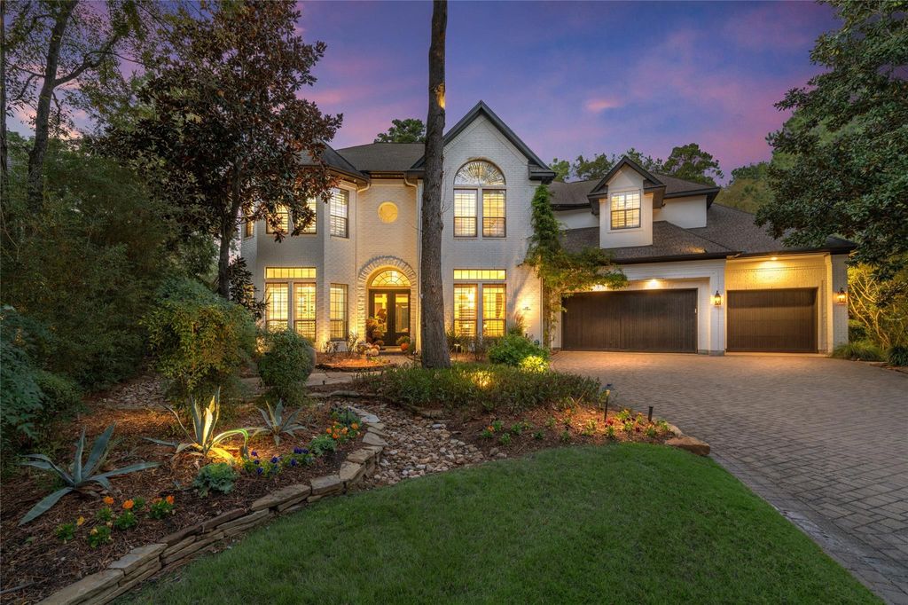 Photo of 34 Hunnewell Court, The Woodlands, TX 77382 (MLS # 16478579)
