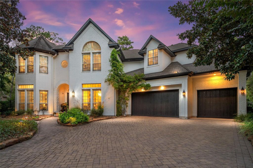 Photo of 34 Hunnewell Court, The Woodlands, TX 77382 (MLS # 16478579)