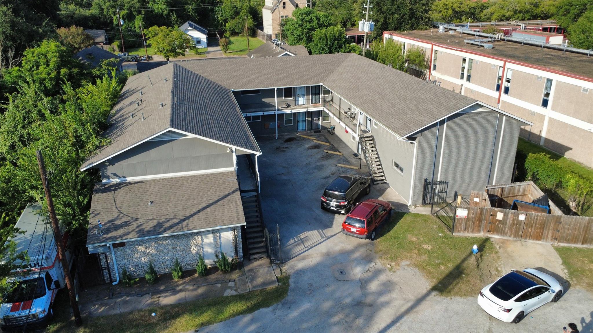 2819 Berry Street