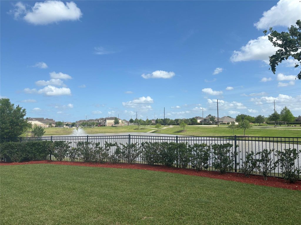 Photo of 5139 Spring Terrace Lane, Rosharon, TX 77583 (MLS # 84643655)