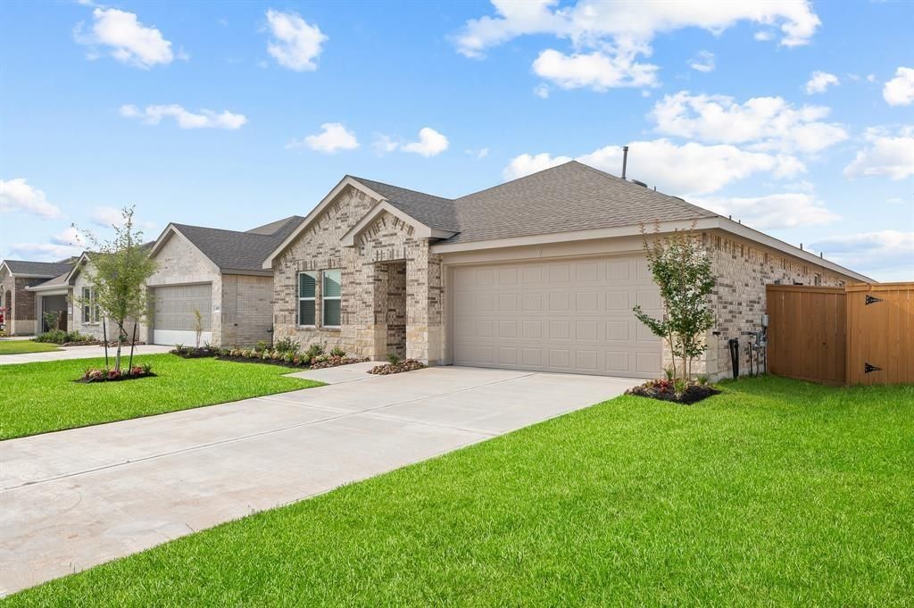 Photo of 3057 Emerald Ocean Dr Dr, Katy, TX 77493 (MLS # 4134098)