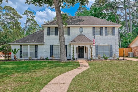 Photo of 711 Lodgehill Lane, Houston, TX 77090 (MLS # 90338110)