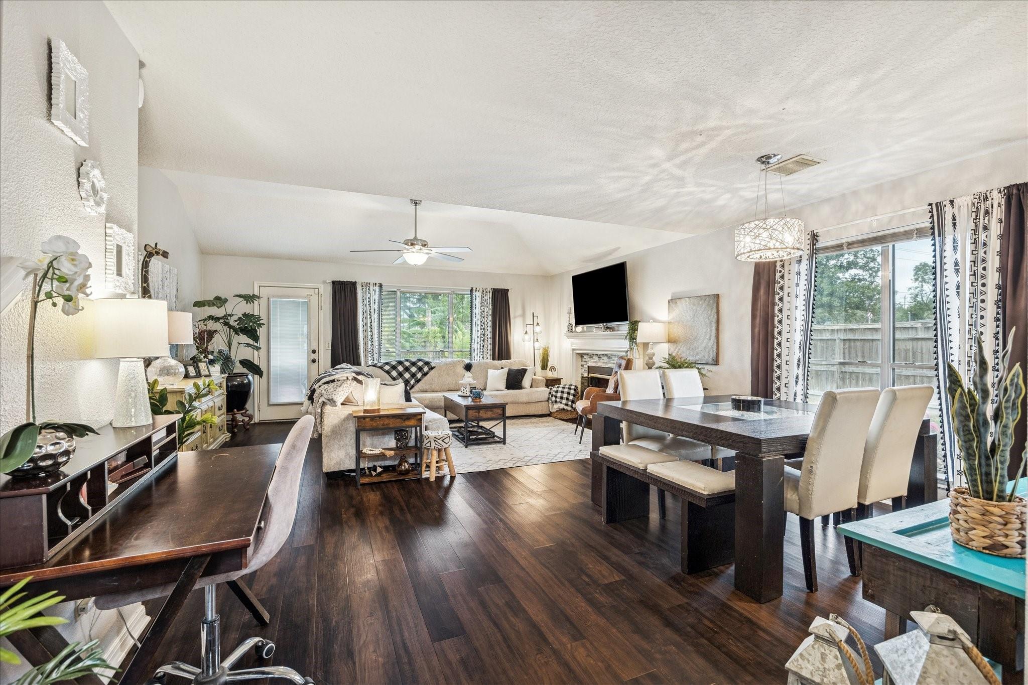 2702 Glendale Drive