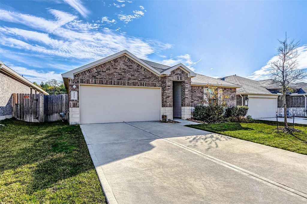 Photo of 40454 Red Poppy Ln Ln, Magnolia, TX 77354 (MLS # 90404193)