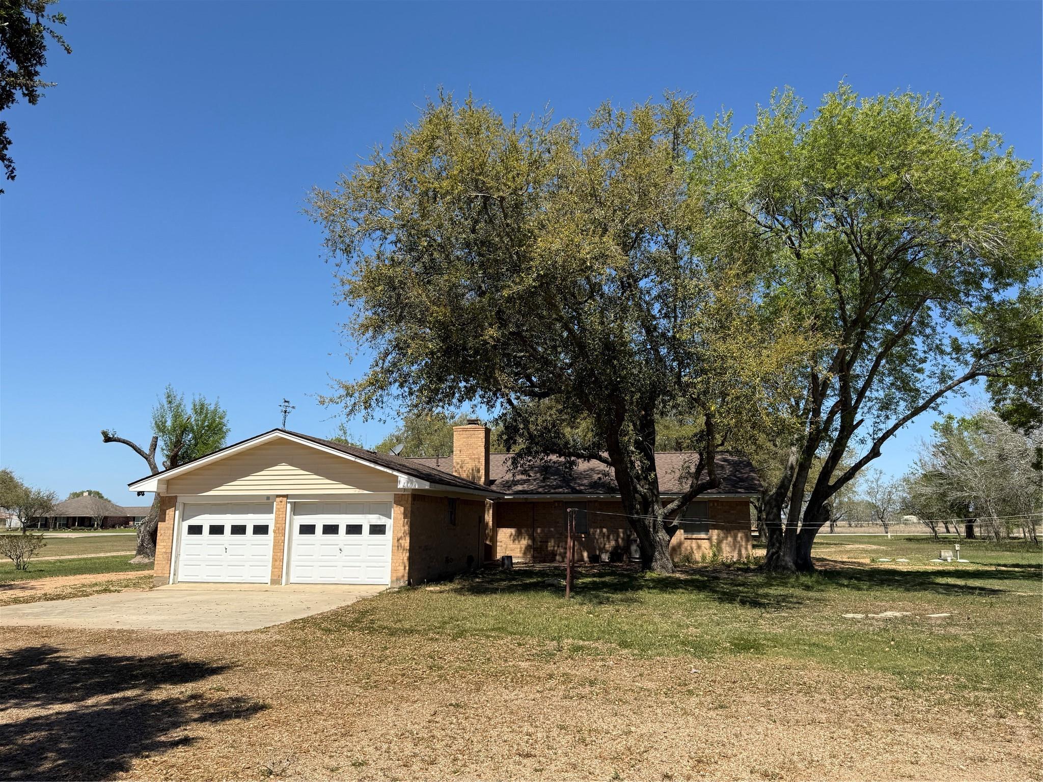 285 Meadowview Drive