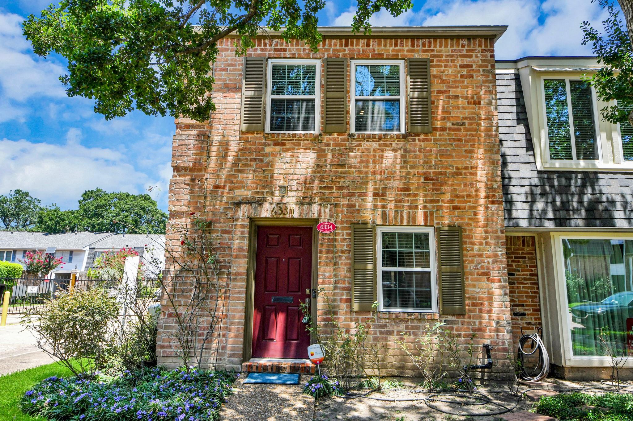 6334 Chevy Chase Drive 17