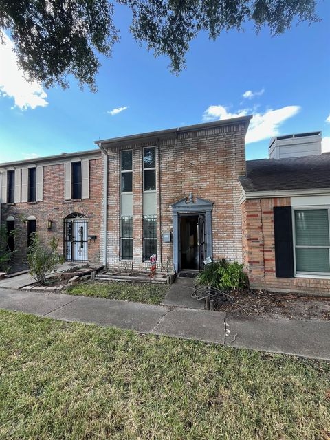 Photo of 6416 Bankside Drive #42, Houston, TX 77096 (MLS # 57124764)