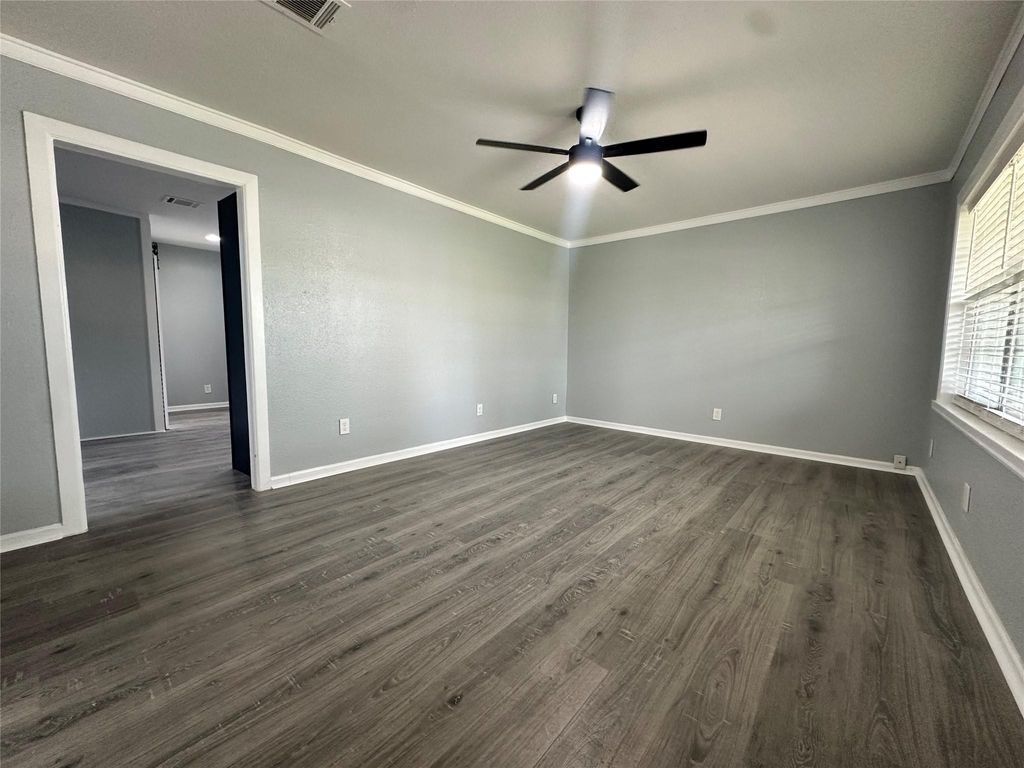 Photo of 502 Avenue F, Houston, TX 77587 (MLS # 95857311)