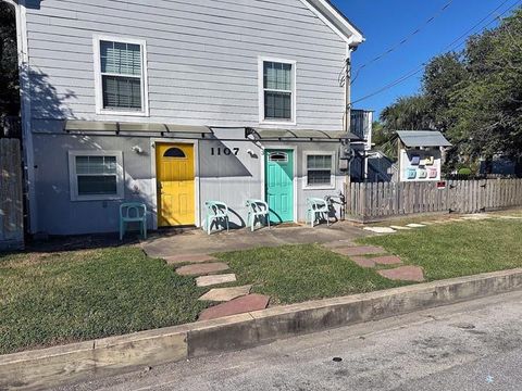 Photo of 1107 13th Street #2, Galveston, TX 77550 (MLS # 38975180)