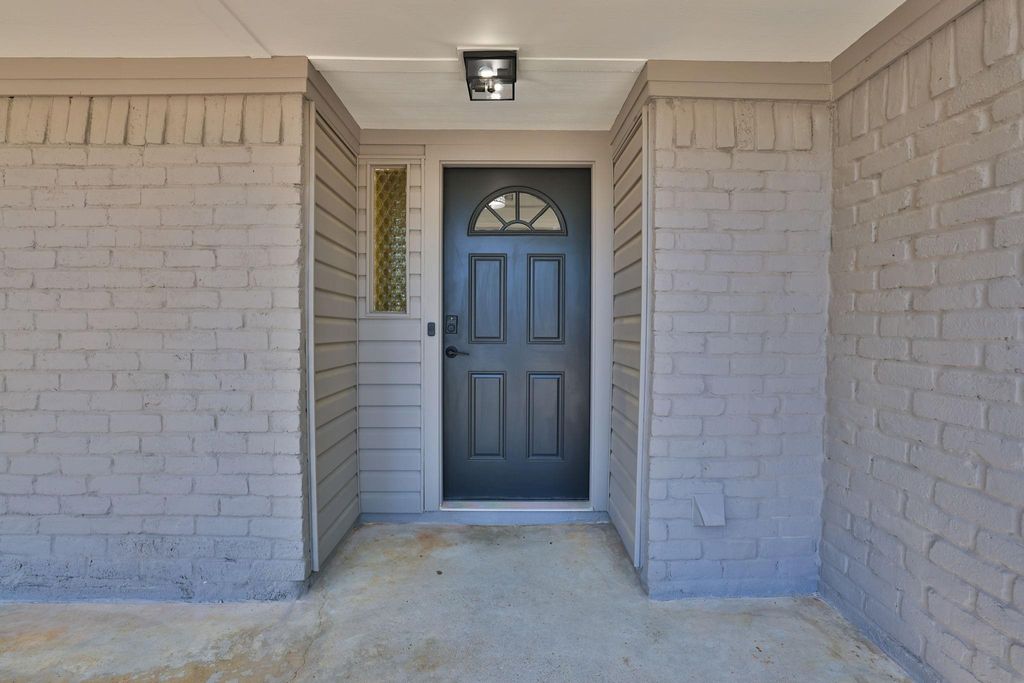 Photo of 503 Allison St Street, Conroe, TX 77303 (MLS # 50188440)