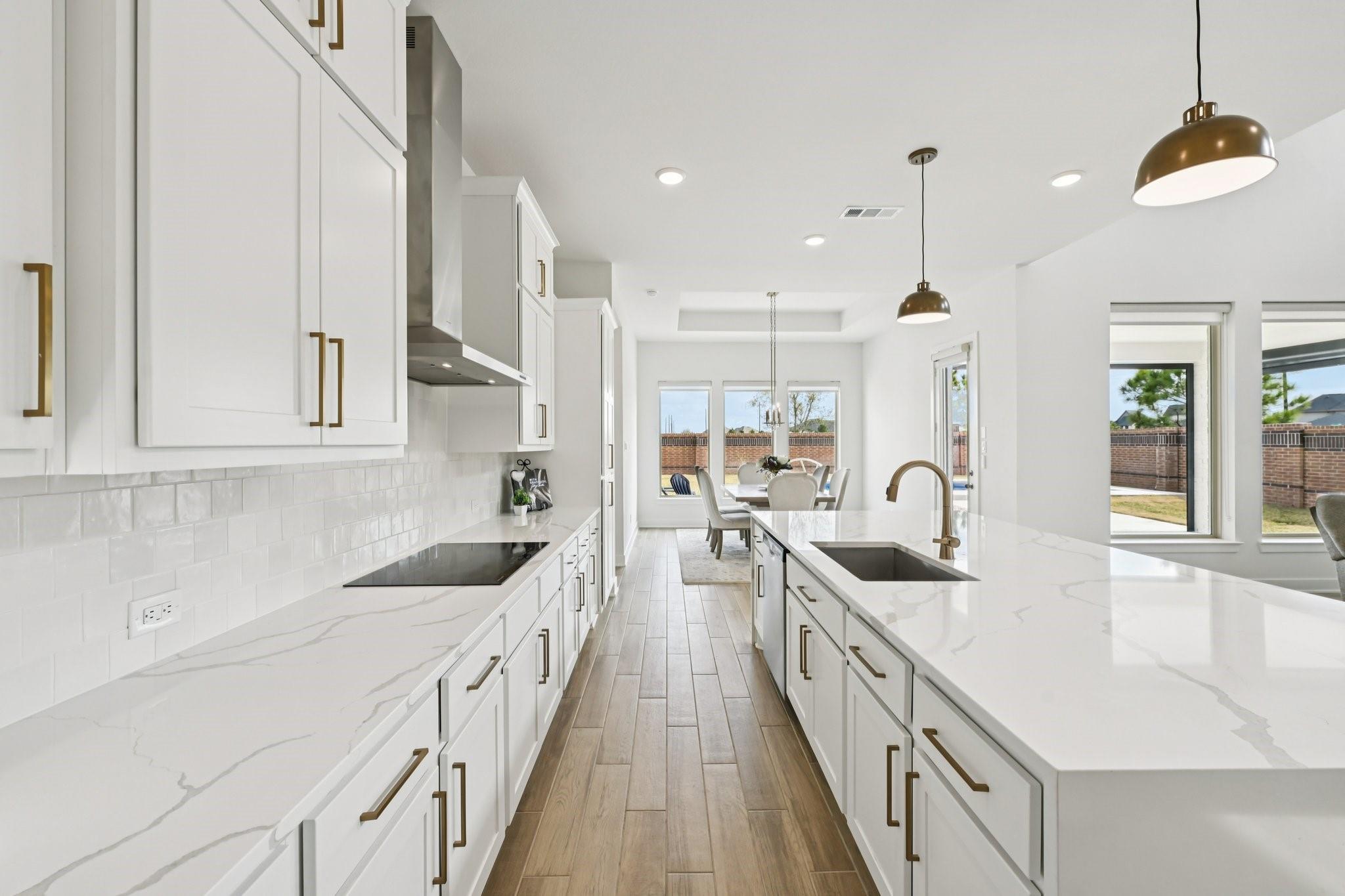 24723 Blooming Sunflower Trail