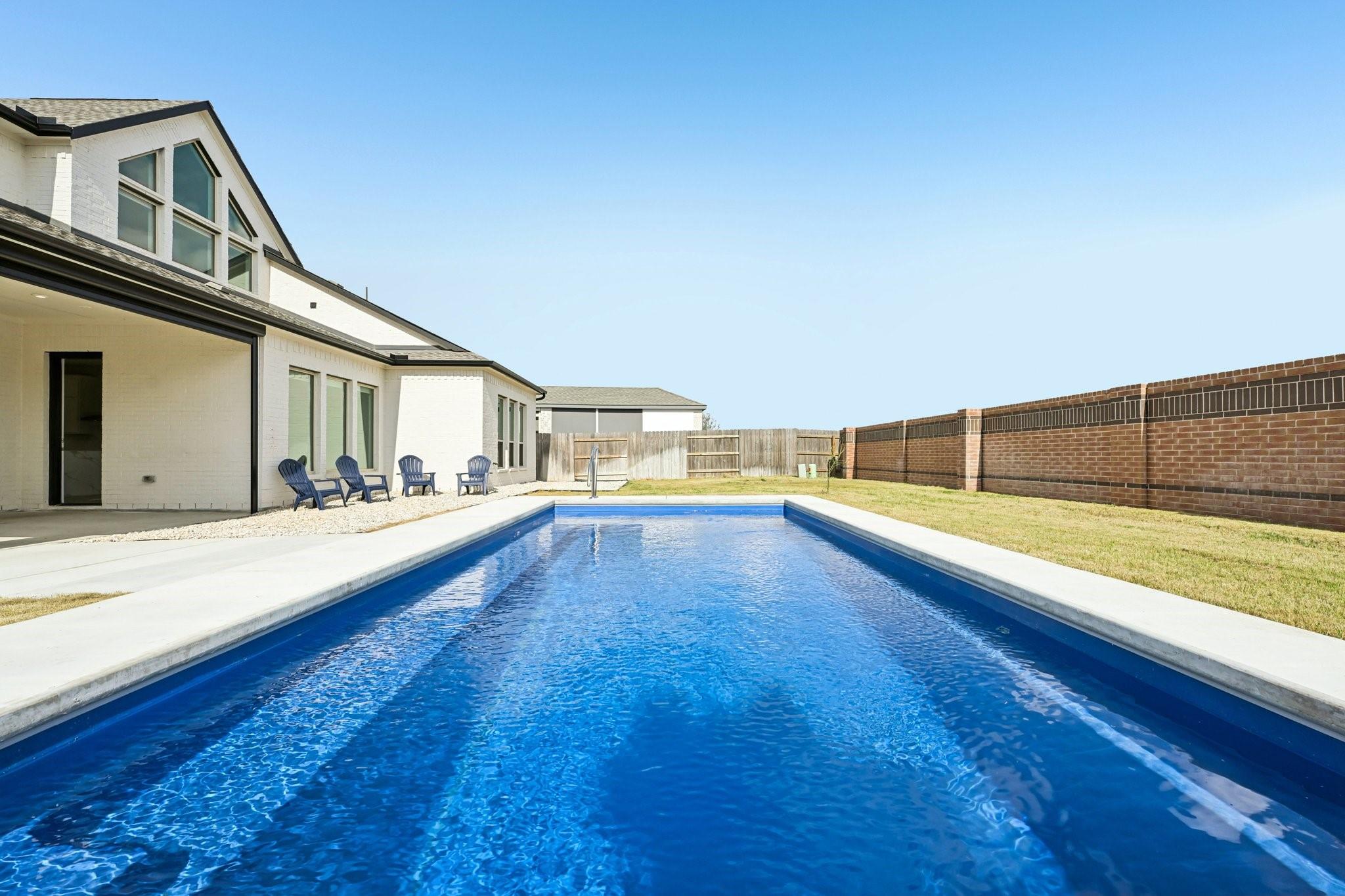 24723 Blooming Sunflower Trail