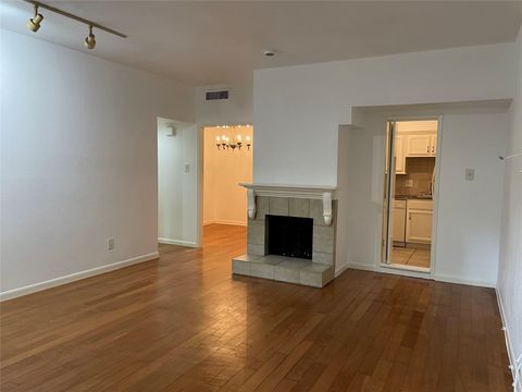 Photo of 2100 Tanglewilde Street #597, Houston, TX 77063 (MLS # 44594933)