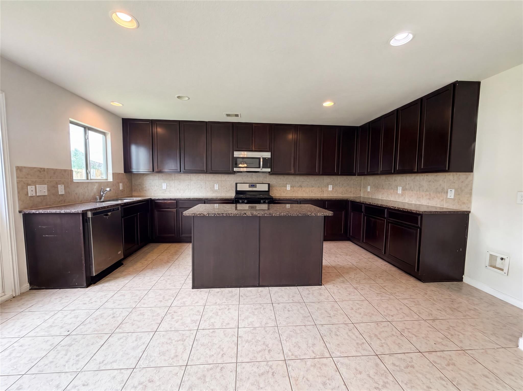 847 Canyon Hill Lane