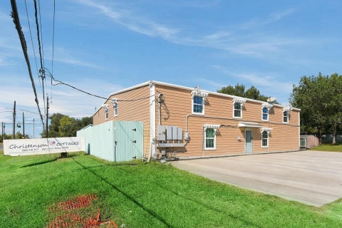 Photo of 2680 Fm 517 #7, Dickinson, TX 77539 (MLS # 32313823)