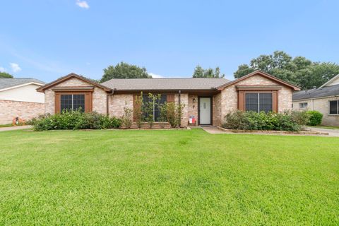 Photo of 25902 Fairbrook Lane, Spring, TX 77373 (MLS # 69885468)